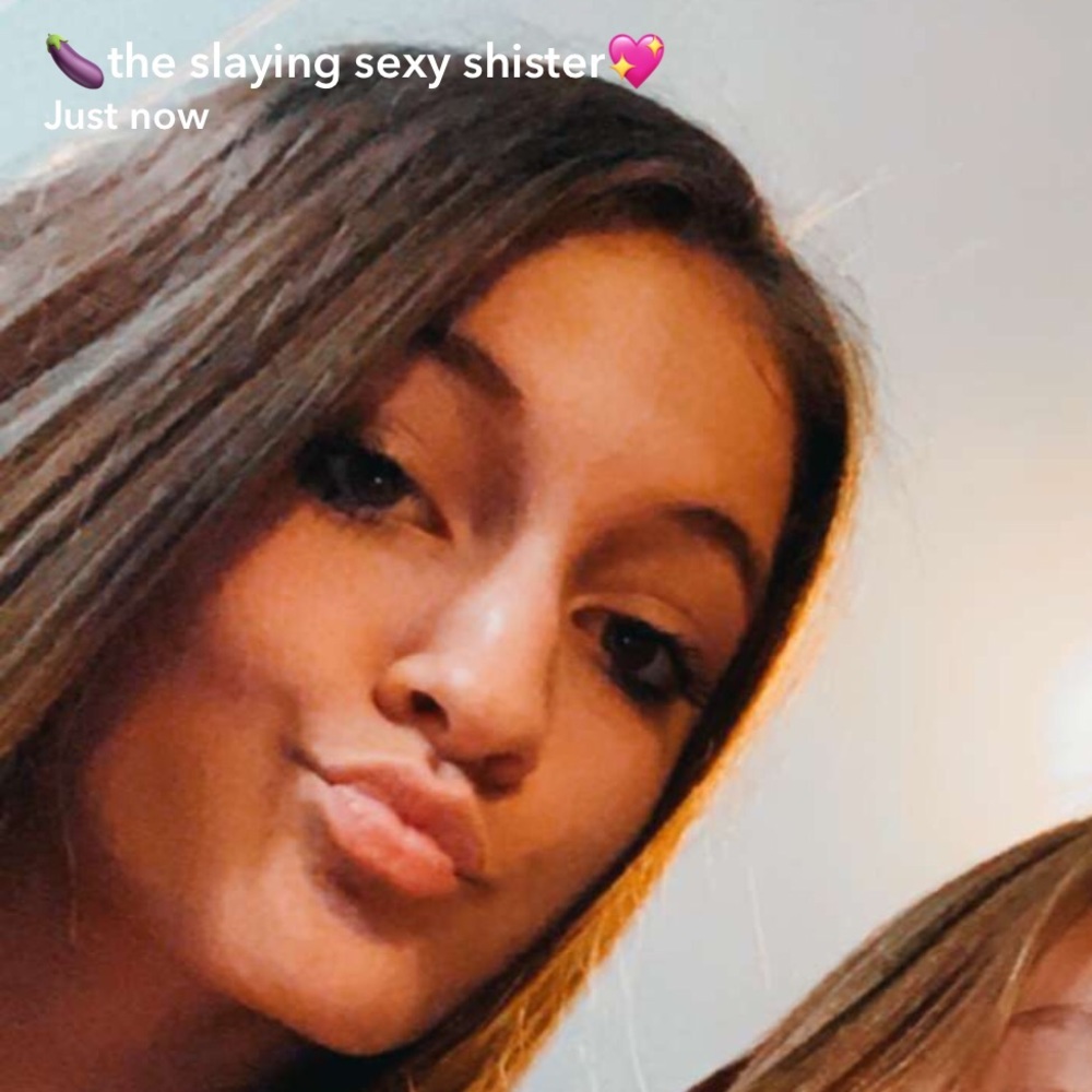 Meet your Posher, Aliya